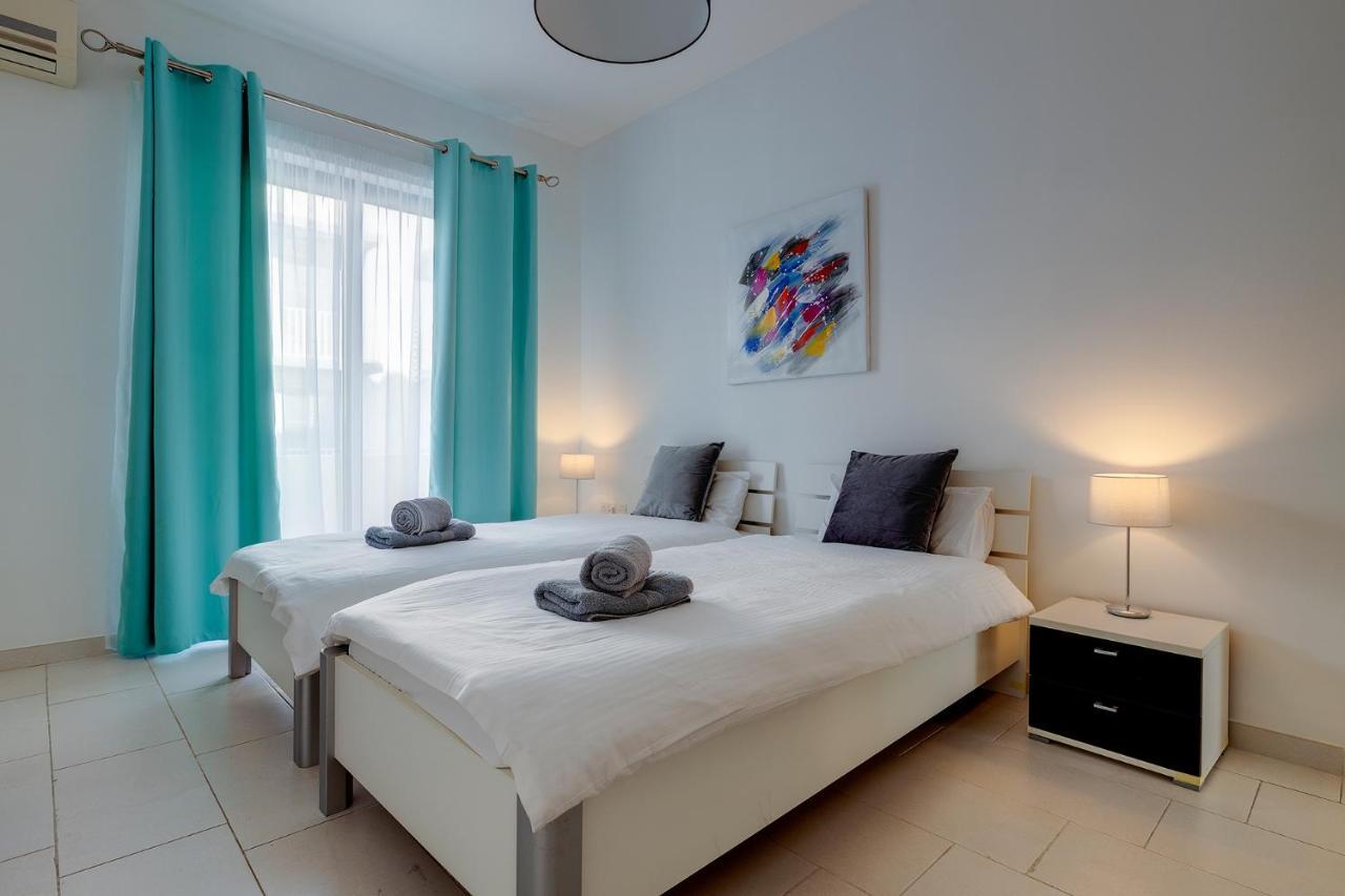 Marvellous Apartment With Valletta And Harbour Views Sliema Kültér fotó